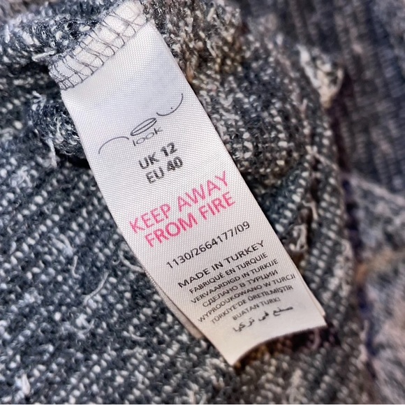 Grey knit long sleeve/ sweater - Picture 3 of 4